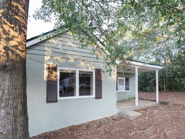 1465 Pine Drive, Griffin, GA 30223
