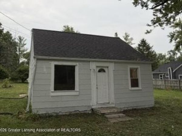 2114 Reo Road, Lansing, MI 48910