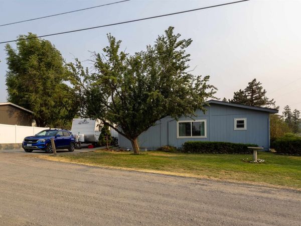 10511 S CHENEY St, Cheney, WA 99004