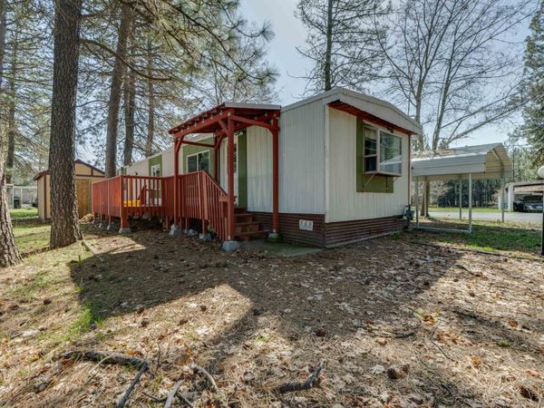 3928 E Lane Park Rd, Mead, WA 99021