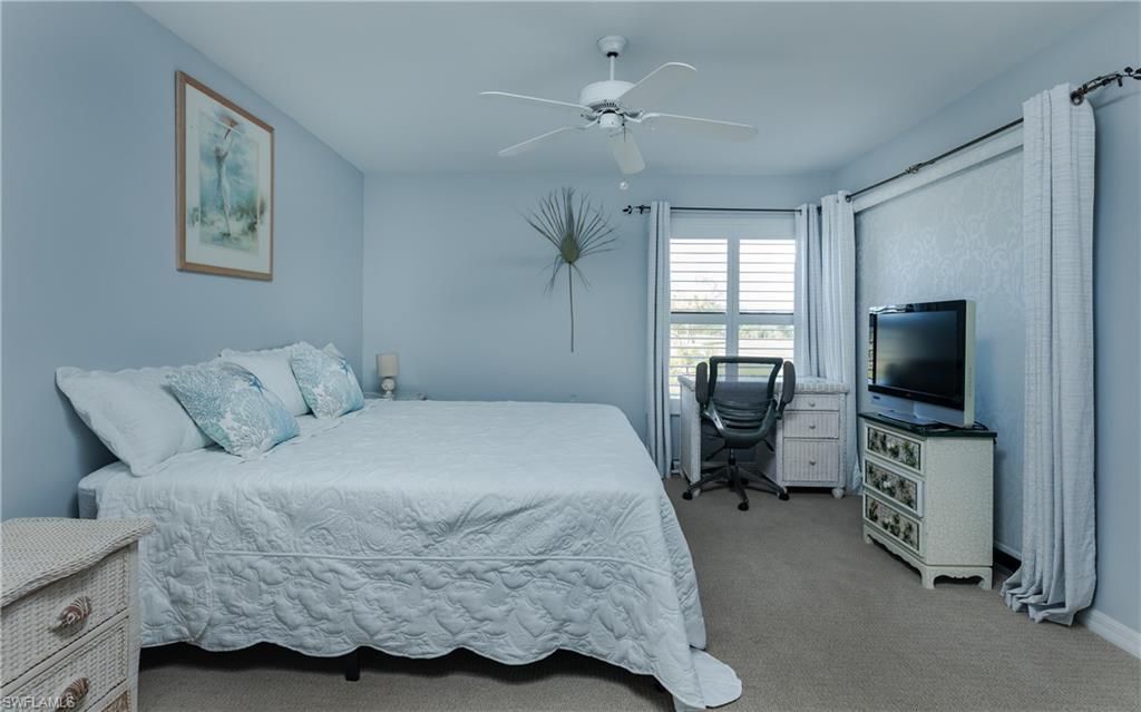 5825 Trailwinds Dr, Unit 425, Fort Myers, FL 33907 Photo
