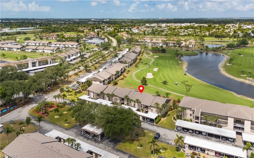 5825 Trailwinds Dr, Unit 425, Fort Myers, FL 33907 Photo
