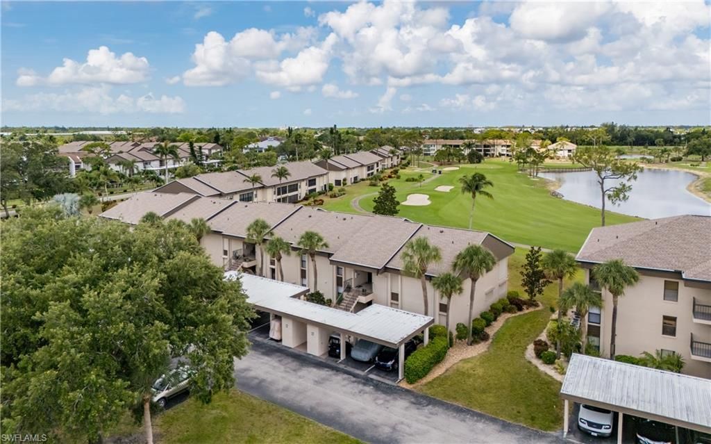 5825 Trailwinds Dr, Unit 425, Fort Myers, FL 33907 Photo