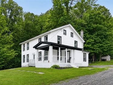 3387 Apulia Road, Jamesville, NY 13078