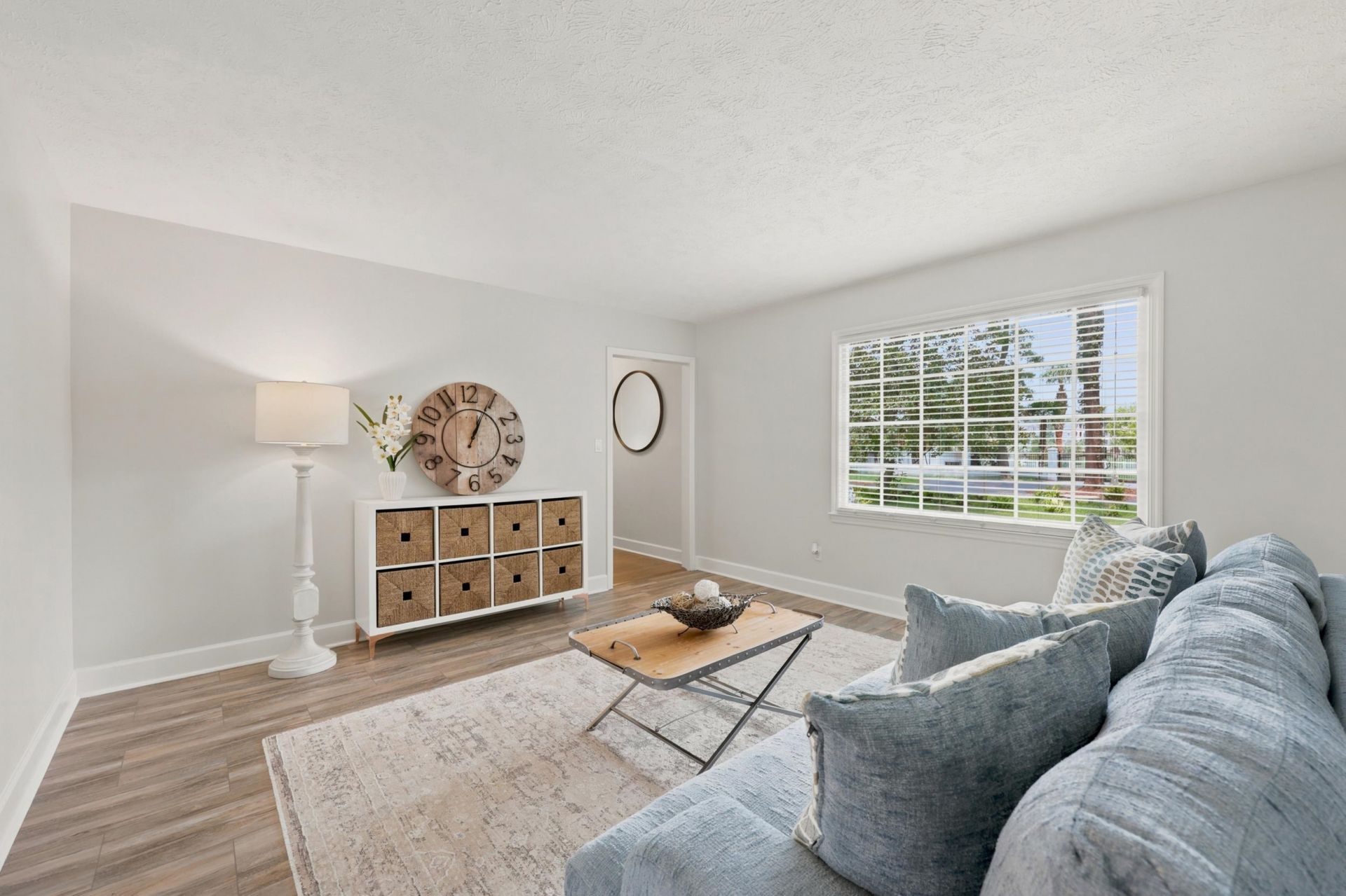 1015 Old Bridge Rd.  Photo 15