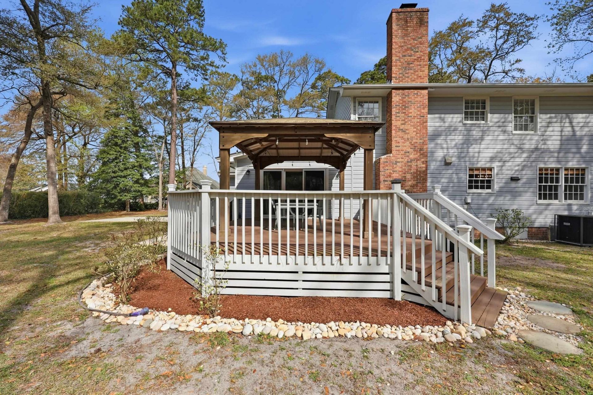 1015 Old Bridge Rd.  Photo 43