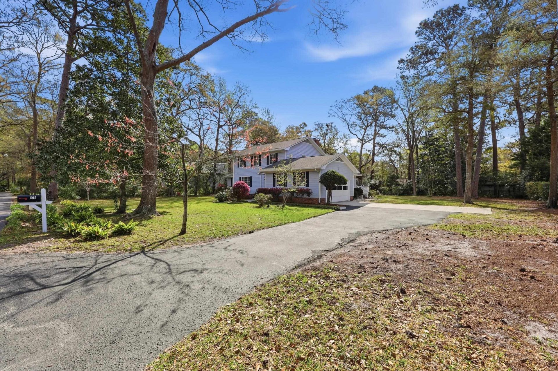 1015 Old Bridge Rd.  Photo 48