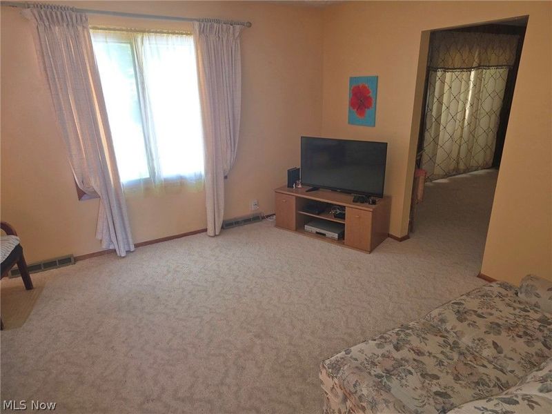 7415 Avon Lane, Chesterland, OH 44026 Photo 8