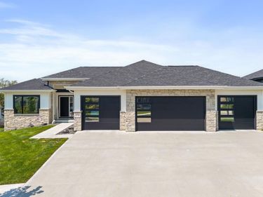 2730 N 182nd Avenue, Elkhorn, NE 68022