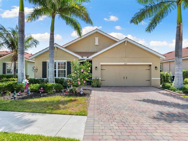 3215 BIRCHIN LANE , FORT MYERS, FL 33916