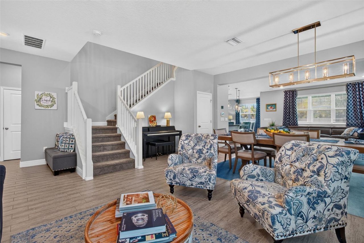 8114 Artisan Circle, Seminole, FL 33777 Photo