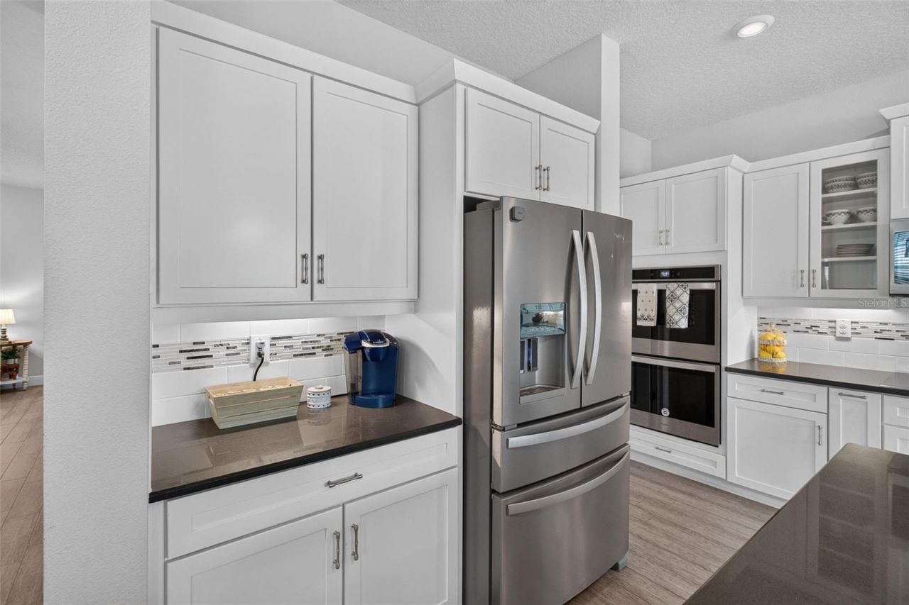 8114 Artisan Circle, Seminole, FL 33777 Photo