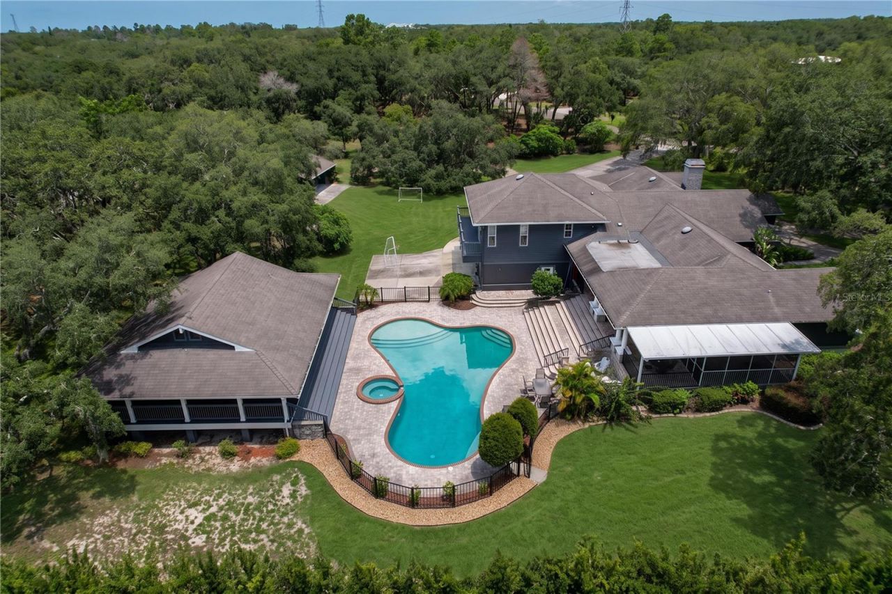 2918 Magnolia Trace, Tarpon Springs, FL 34688 Photo