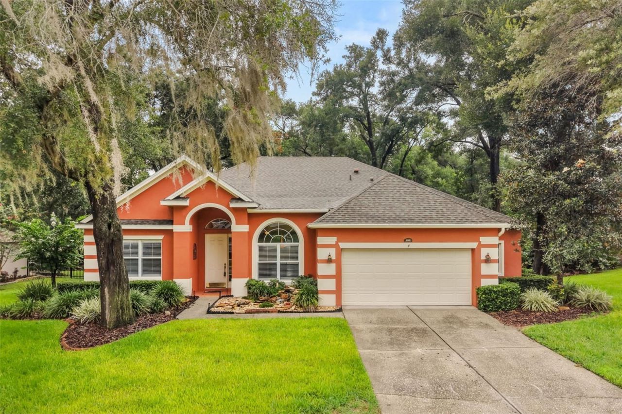 595 Sand Wedge Loop, Apopka, FL 32712 Main Photo