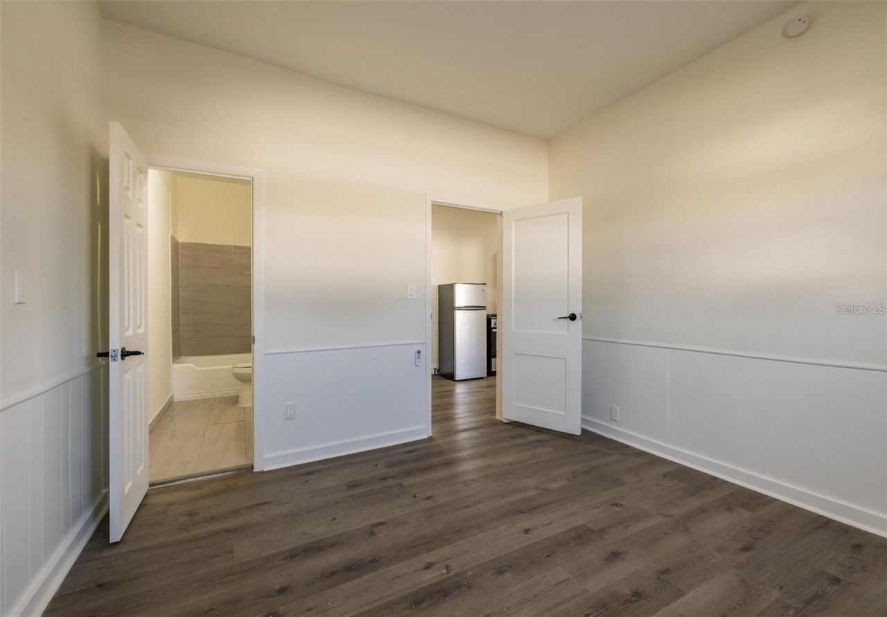 218 N Pinellas Avenue, Tarpon Springs, FL 34689 Photo