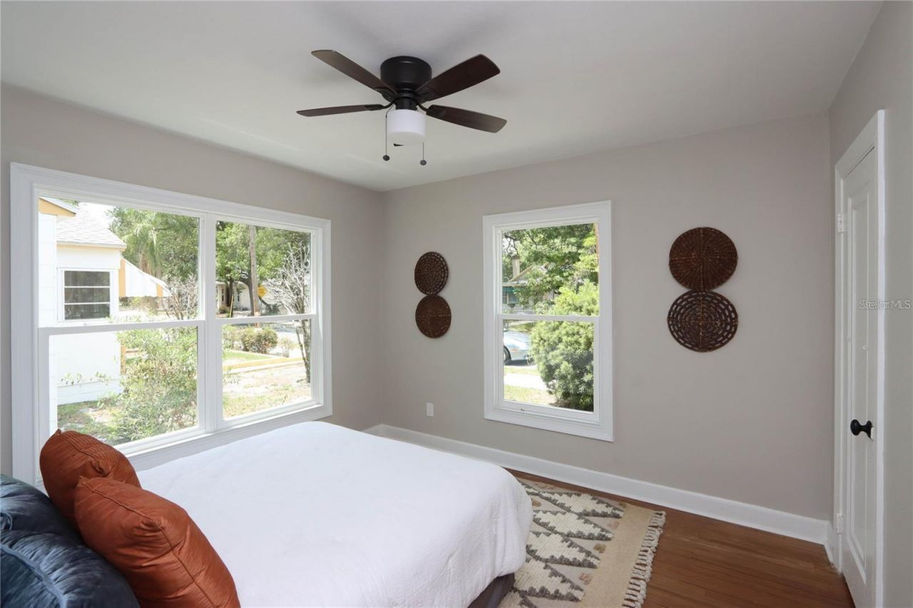 1532 13th Street S, Saint Petersburg, FL 33705 Photo