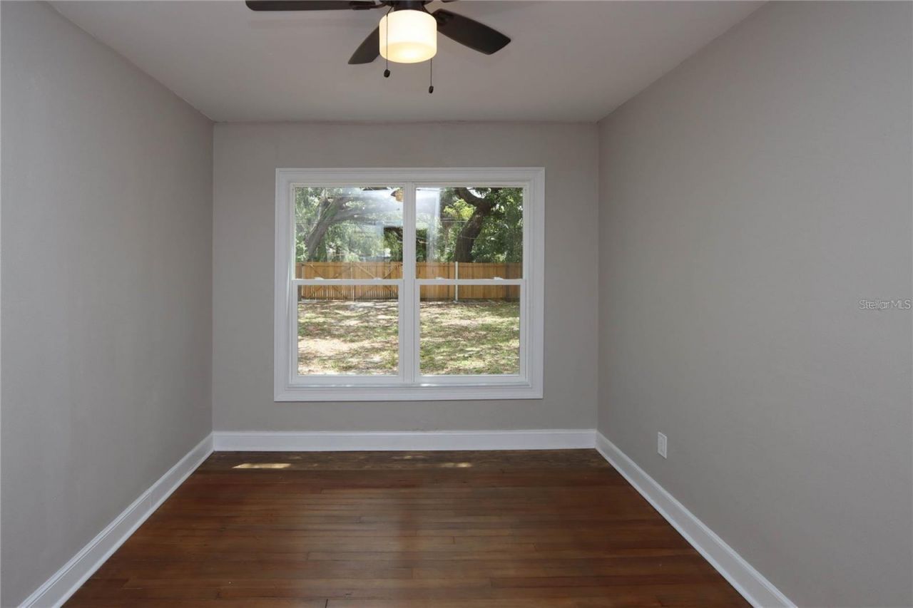 1532 13th Street S, Saint Petersburg, FL 33705 Photo