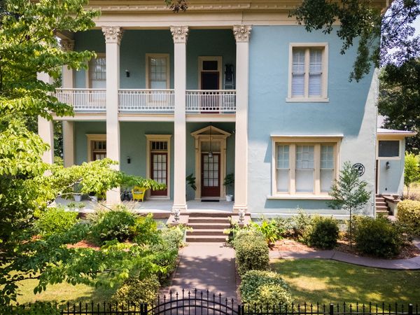 26 Magnolia Street, Grantville, GA 30220