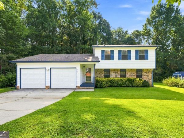 9562 Briar Creek Court, Jonesboro, GA 30238