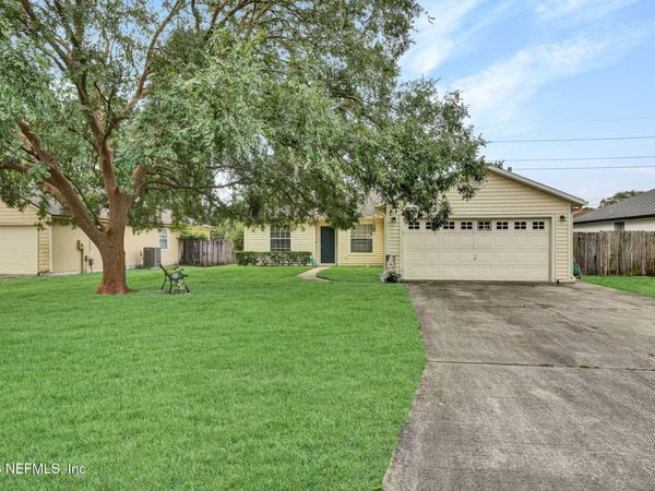 2925 COLLEGE PARK Drive, Middleburg, FL 32068
