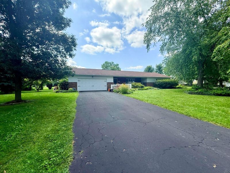 5273 Solomon Avenue , Groveport, OH 43125 Photo 1