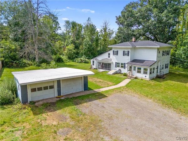 47 Thompson Road , Oswego, NY 13126