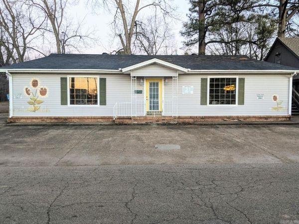 Wynne, AR 72396