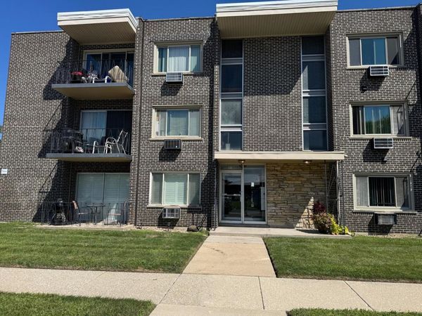 3158 W 88th Street, Unit 103, Evergreen Park, IL 60805