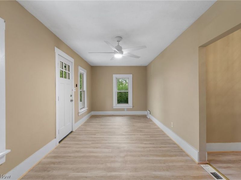 2371 Greensburg Road, Green, OH 44720 Photo 3