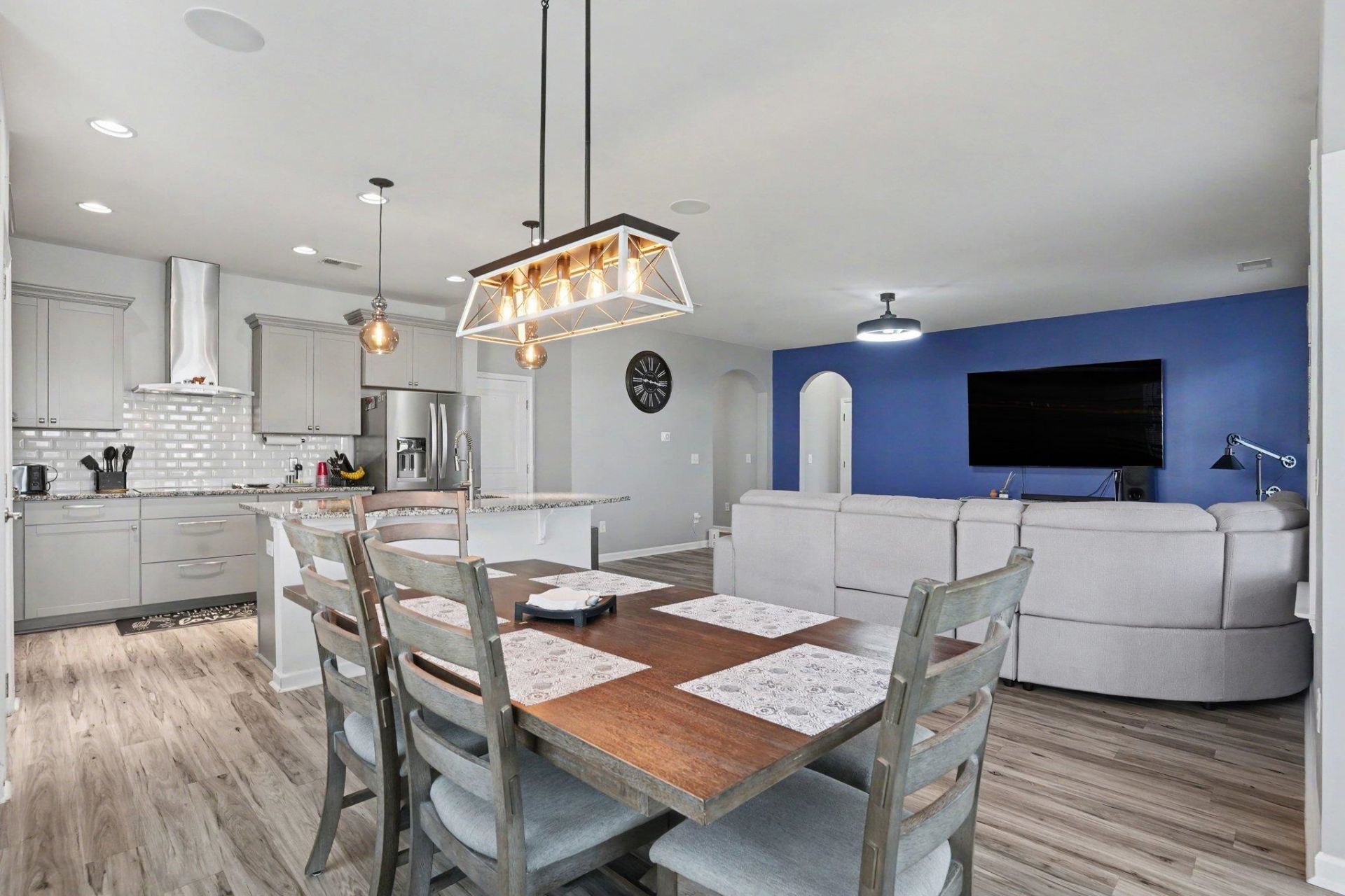 5045 Sandlewood Dr.  Photo 15