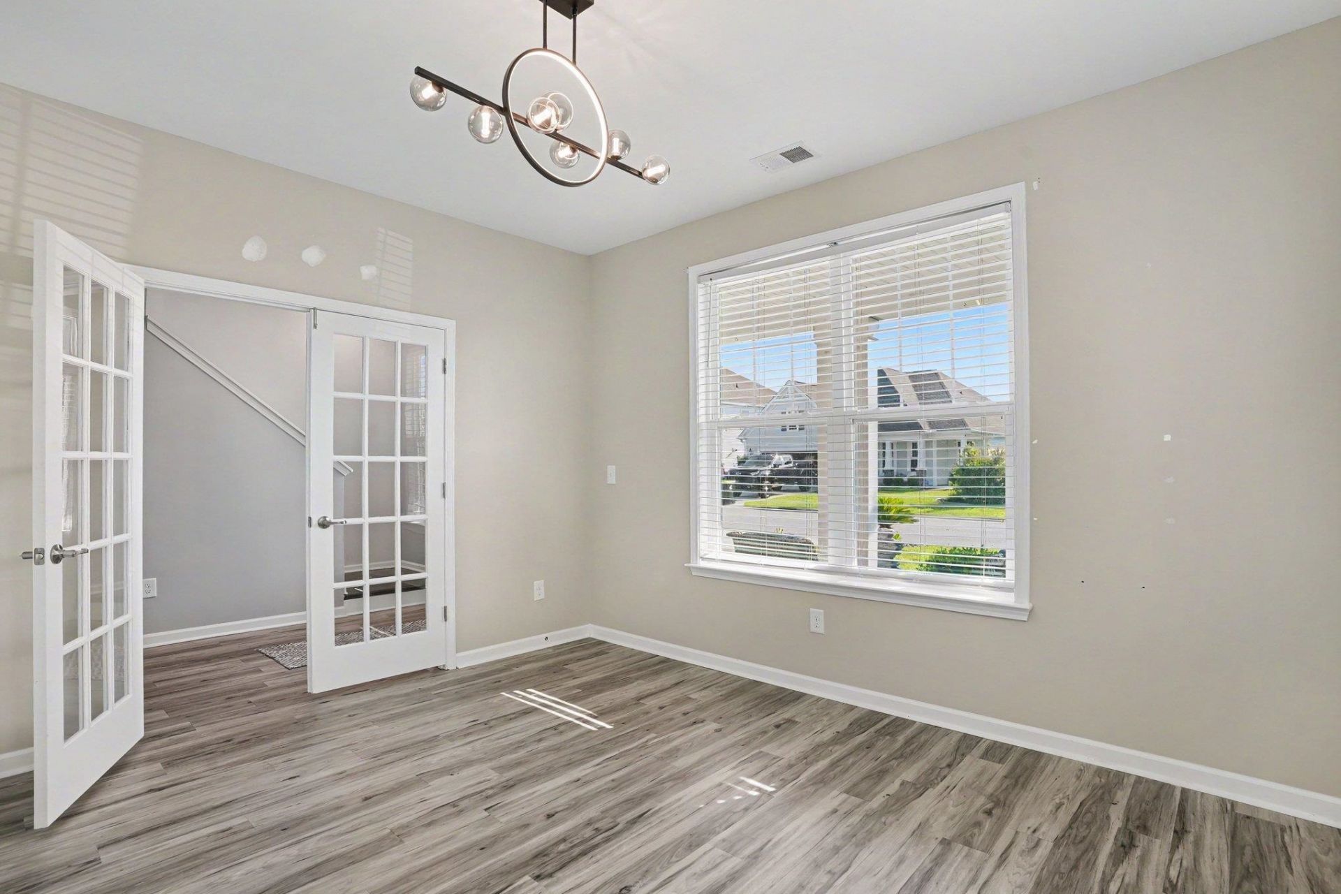 5045 Sandlewood Dr.  Photo 7