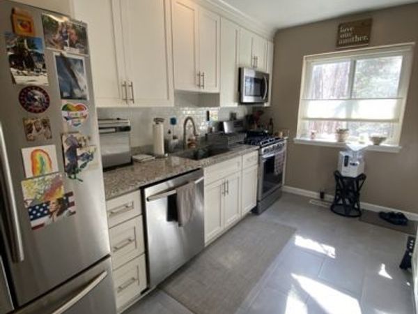 14 Bayberry Dr, Unit 1, Sharon, MA 02068