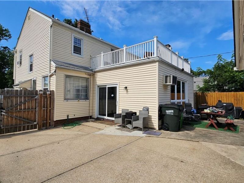 27140 Parkwood Drive, Euclid, OH 44132 Photo 37