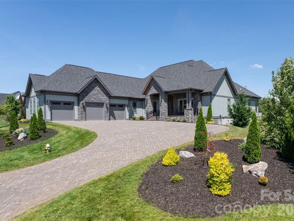 769 Daniel Circle Drive, Mills River, NC 28759