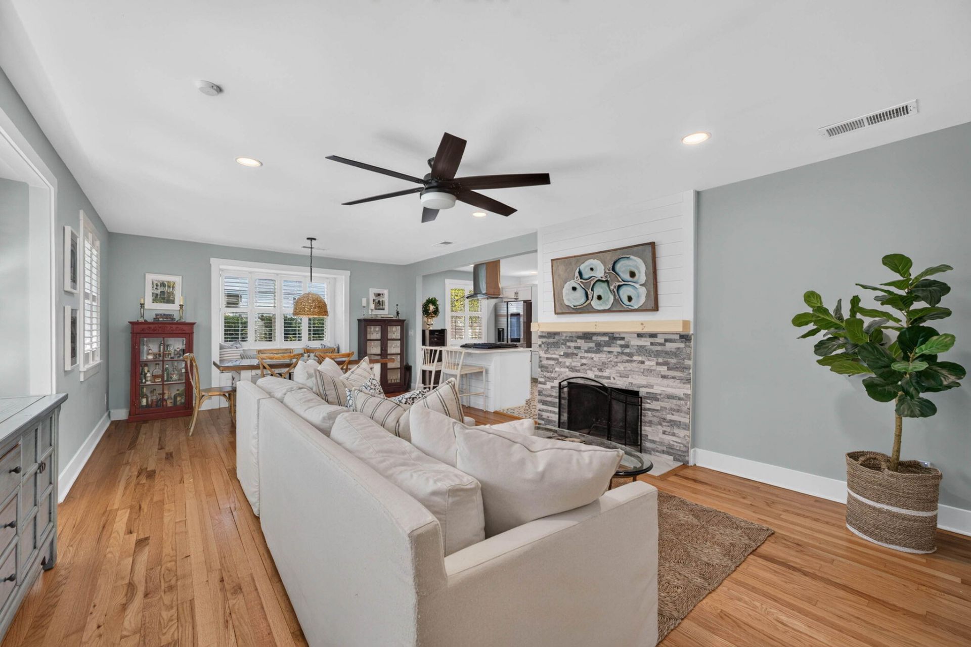 4 Ashdale Drive Photo 18