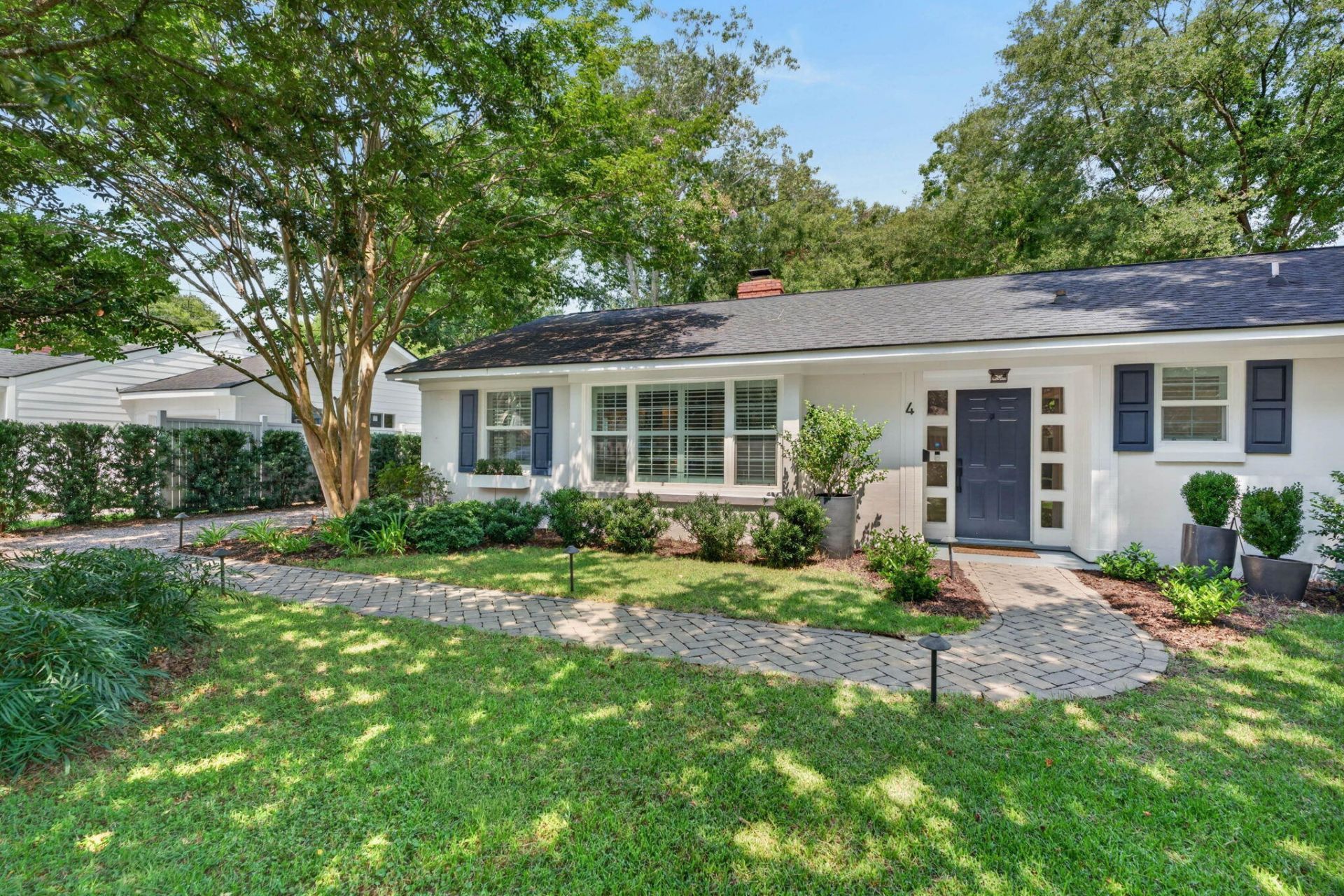 4 Ashdale Drive Photo 4