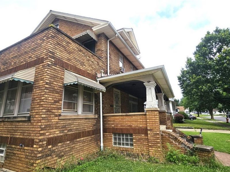 3292 W 128th Street, Cleveland, OH 44111 Photo 2