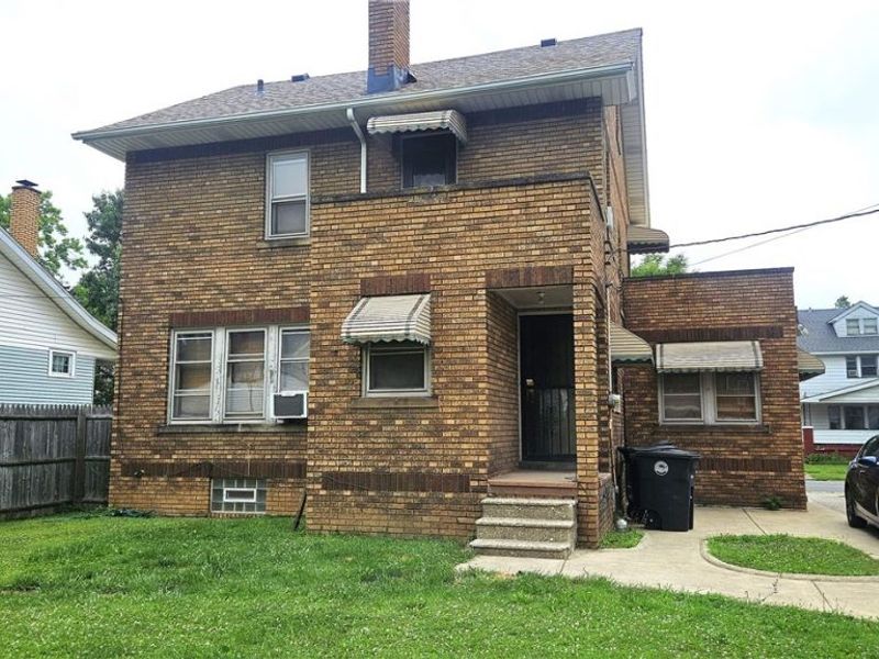 3292 W 128th Street, Cleveland, OH 44111 Photo 5