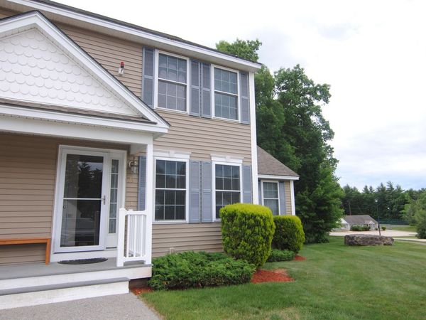 78 Overlook Circle, Hudson, NH 03051