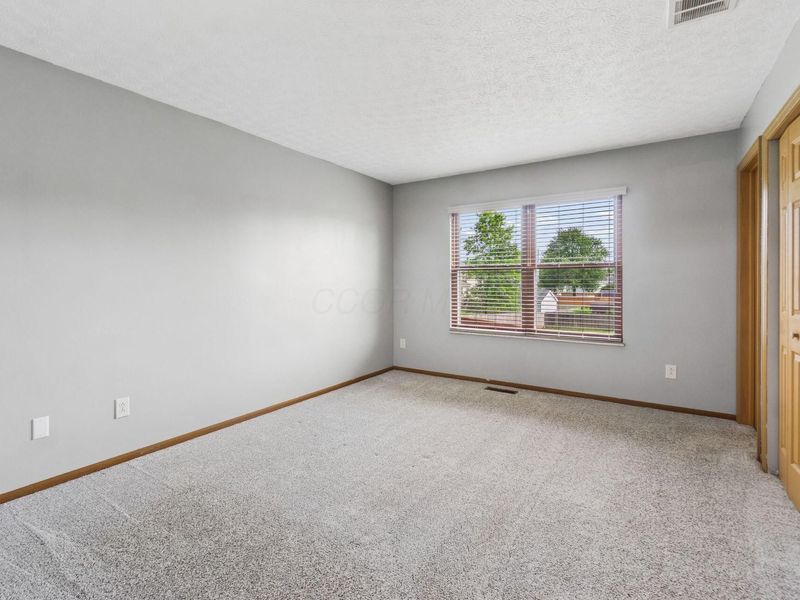 5295 Sawatch Drive, Columbus, OH 43228 Photo 25