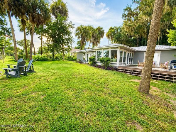 277 W RIVER Road, Palatka, FL 32177