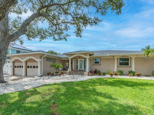 1826 VENETIAN POINT DRIVE , CLEARWATER, FL 33755