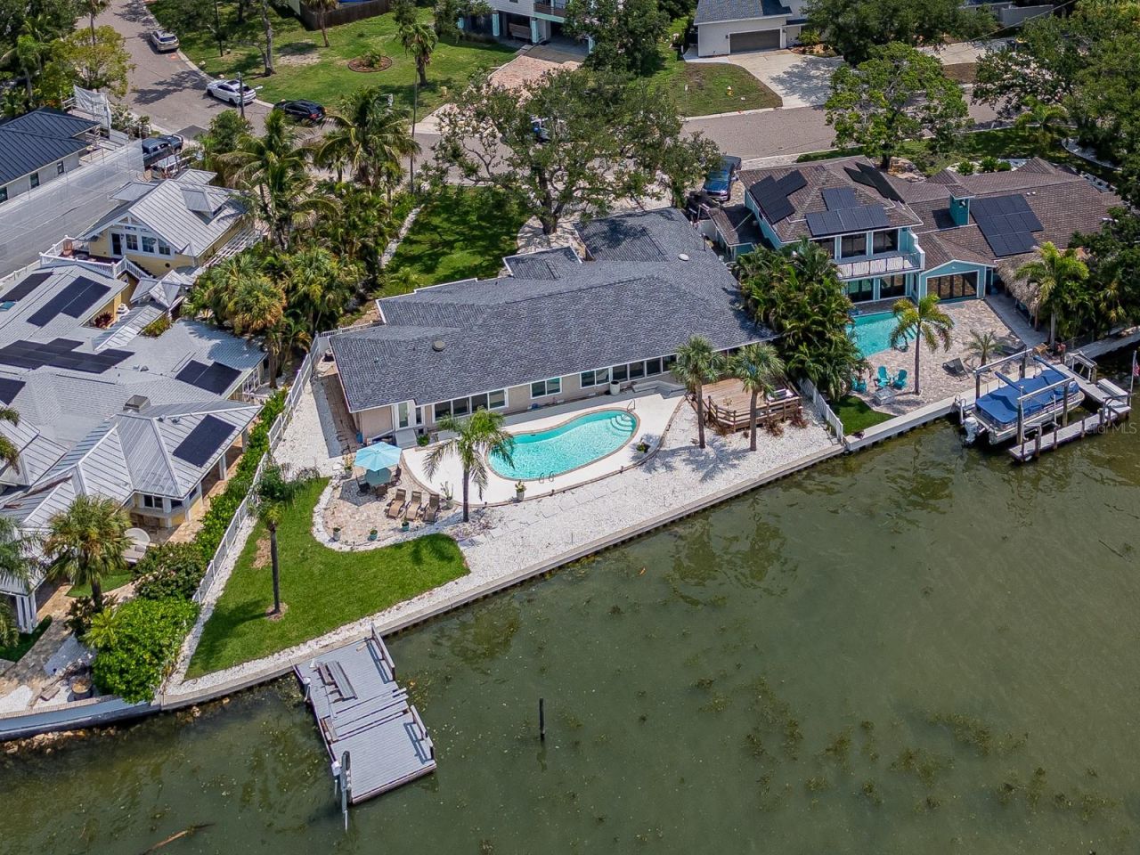 1826 Venetian Point Drive, Clearwater, FL 33755 Photo