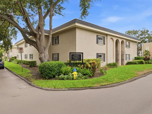 2207 S CAROLINA AVENUE , Unit 9, TAMPA, FL 33629