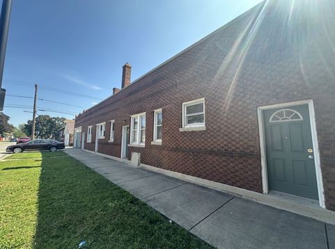 Main Photo