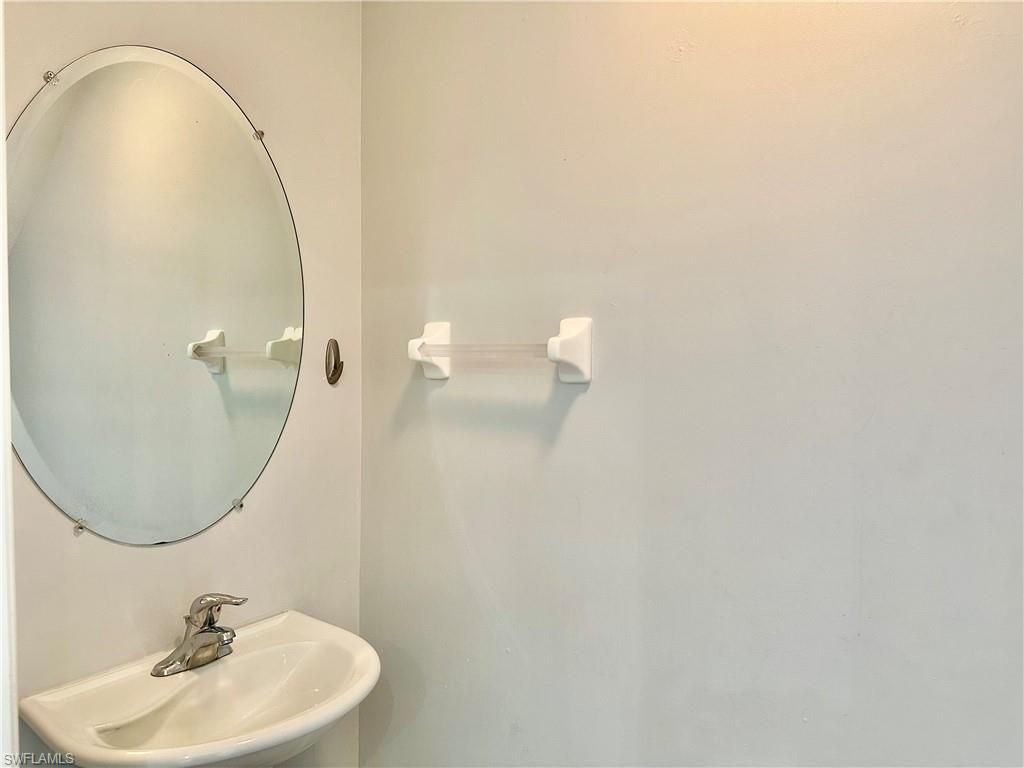 1164 Oxford Ln , Unit 29, Naples, FL 34105 Photo