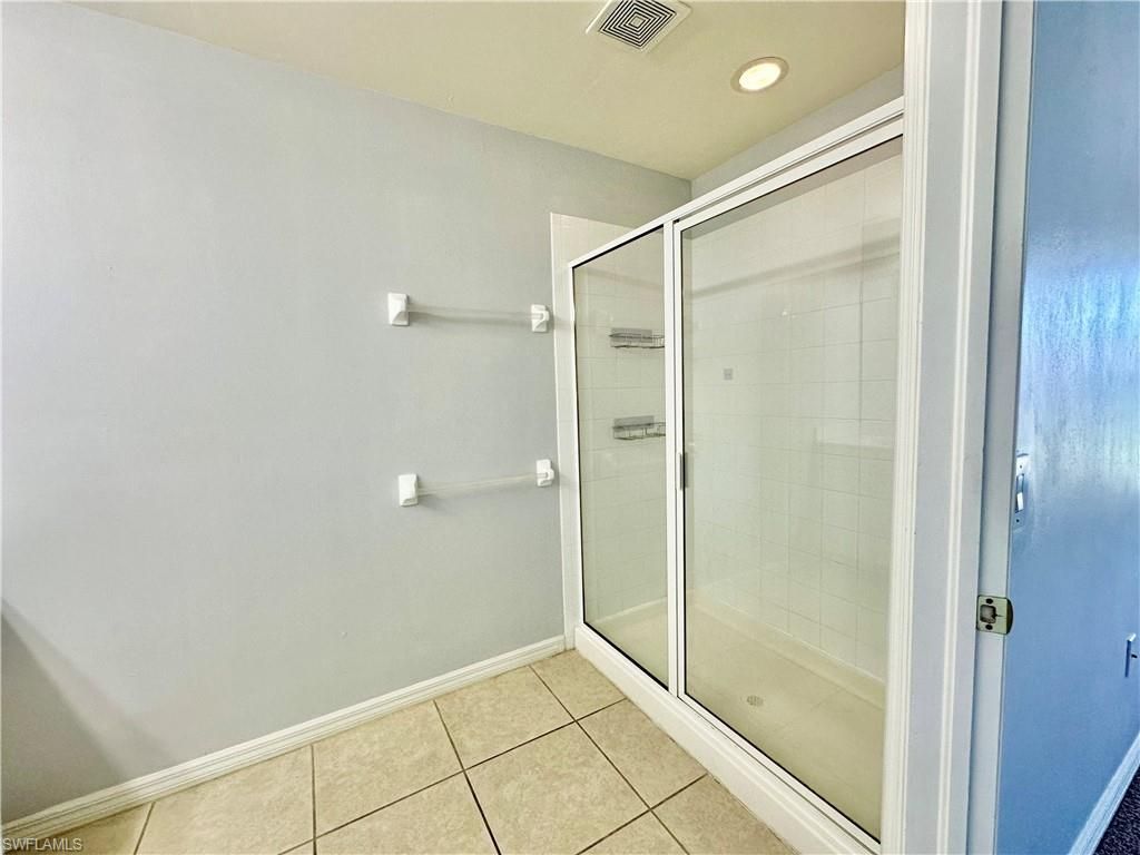 1164 Oxford Ln , Unit 29, Naples, FL 34105 Photo