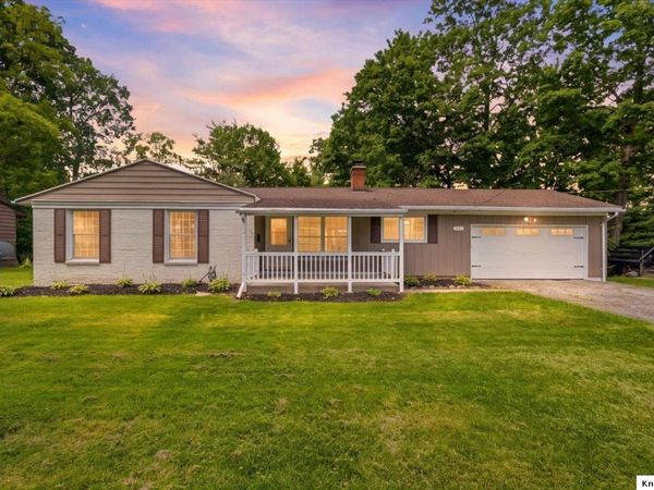 1862 Red Oak Drive, Lexington, OH 44904