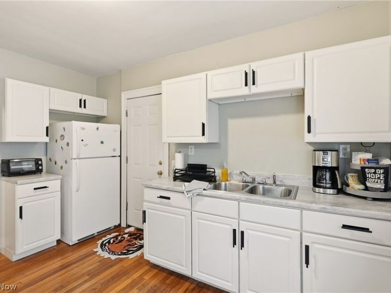 3579 Bosworth Road, Cleveland, OH 44111 Photo 15