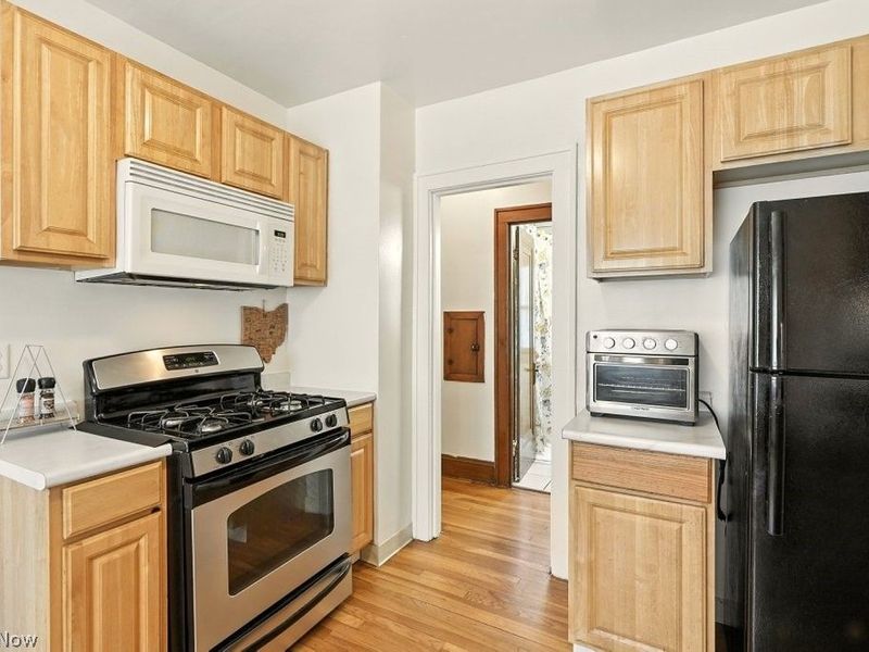 3579 Bosworth Road, Cleveland, OH 44111 Photo 33